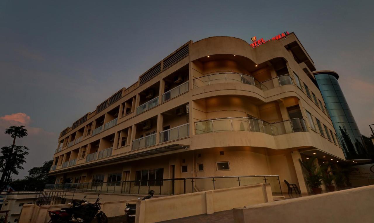 特雷布特莱斯特斯利帕德玛纳巴酒店 可瓦兰 外观 照片